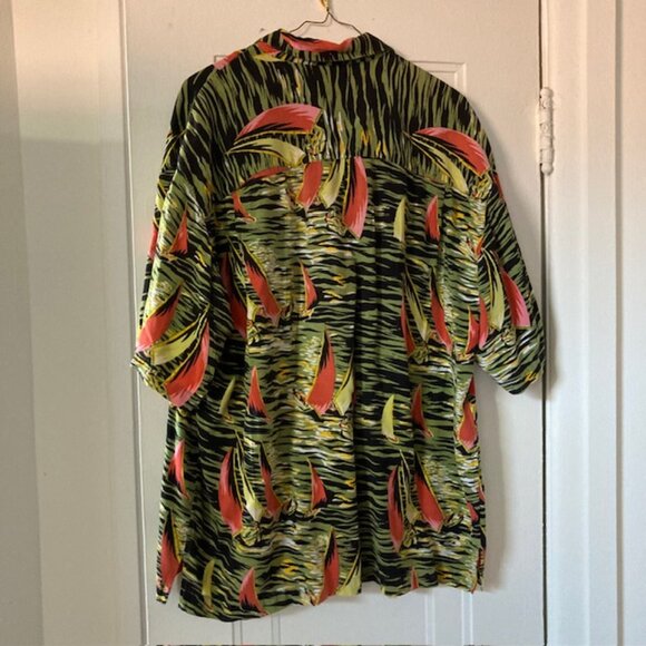 Royal Robbins vintage rayon L Hawaiian shirt sailboat pattern - Picture 2 of 4